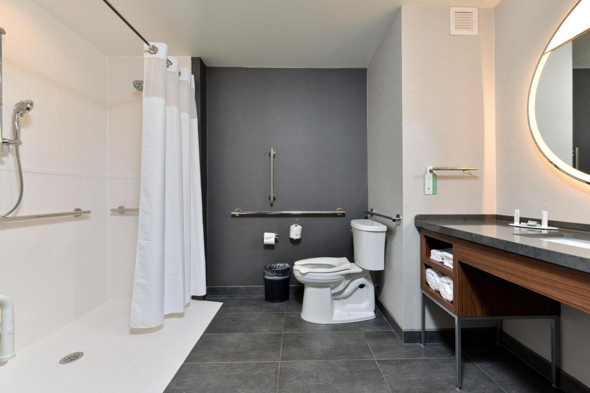 Courtyard By Marriott Raleigh Cary Crossroads Hotel Buitenkant foto