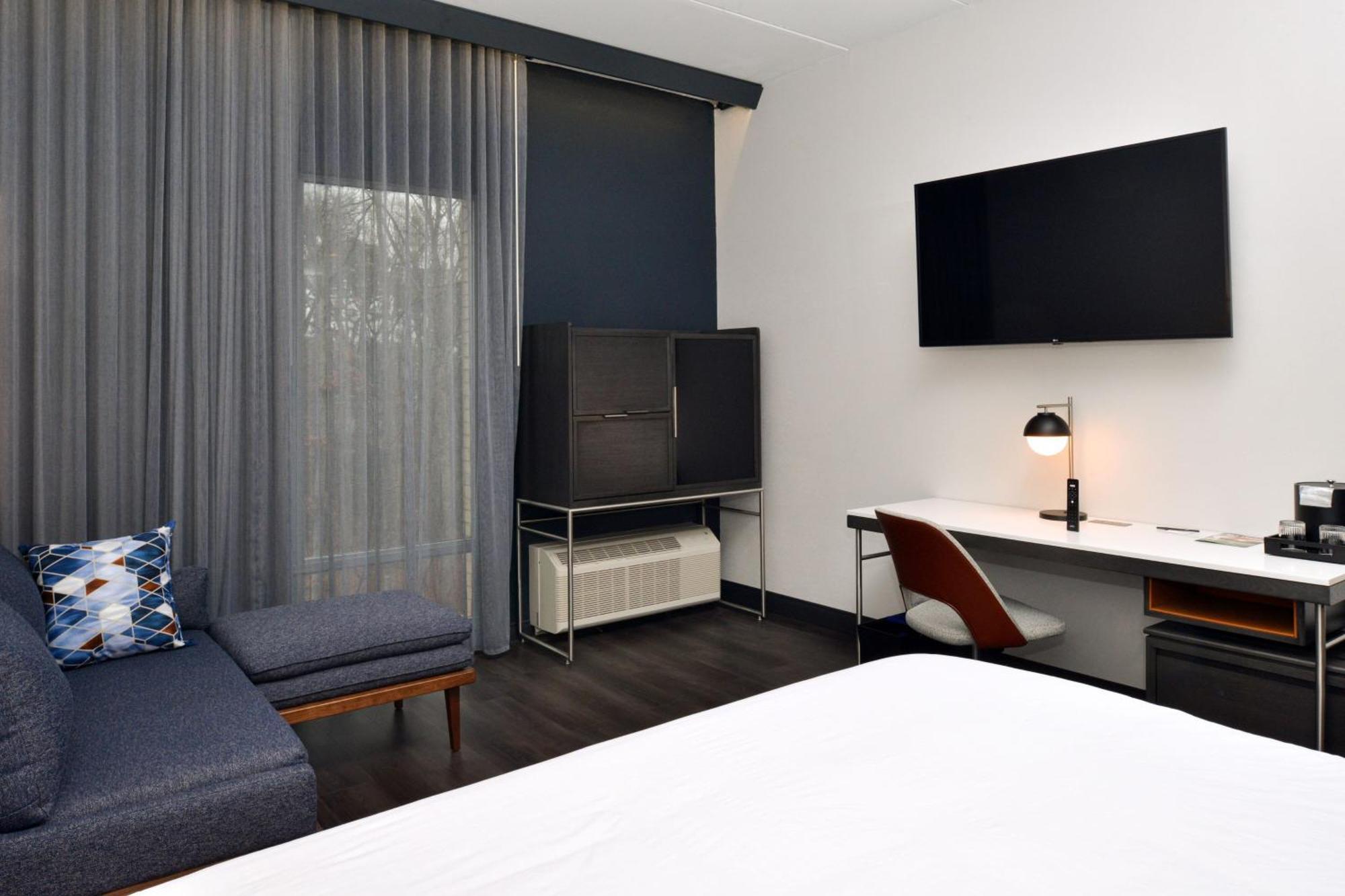 Courtyard By Marriott Raleigh Cary Crossroads Hotel Buitenkant foto